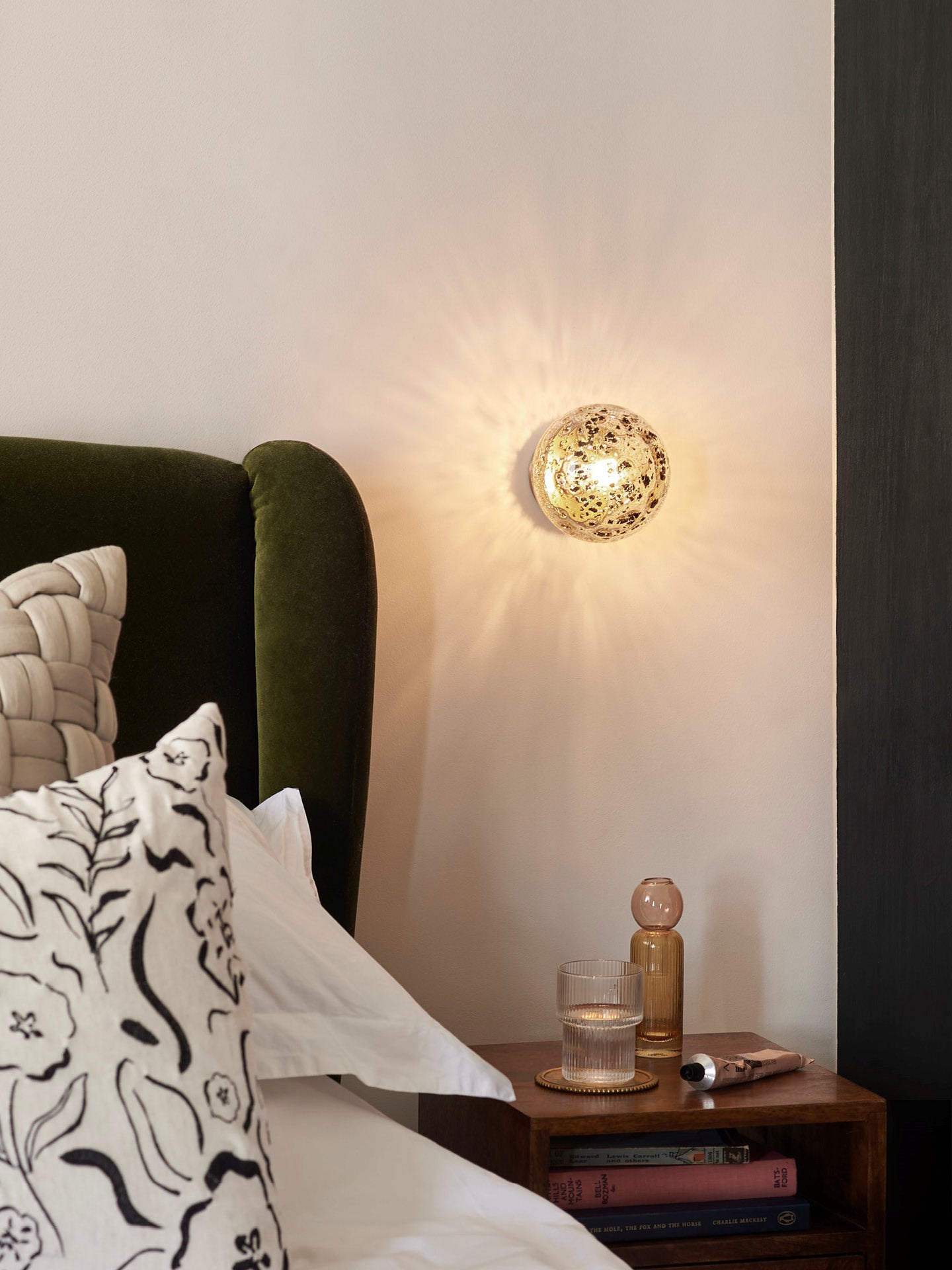 Indi Wall Light