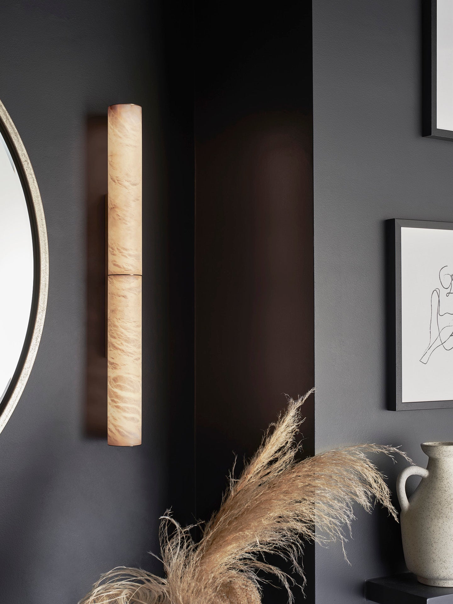 Nula Wall Light