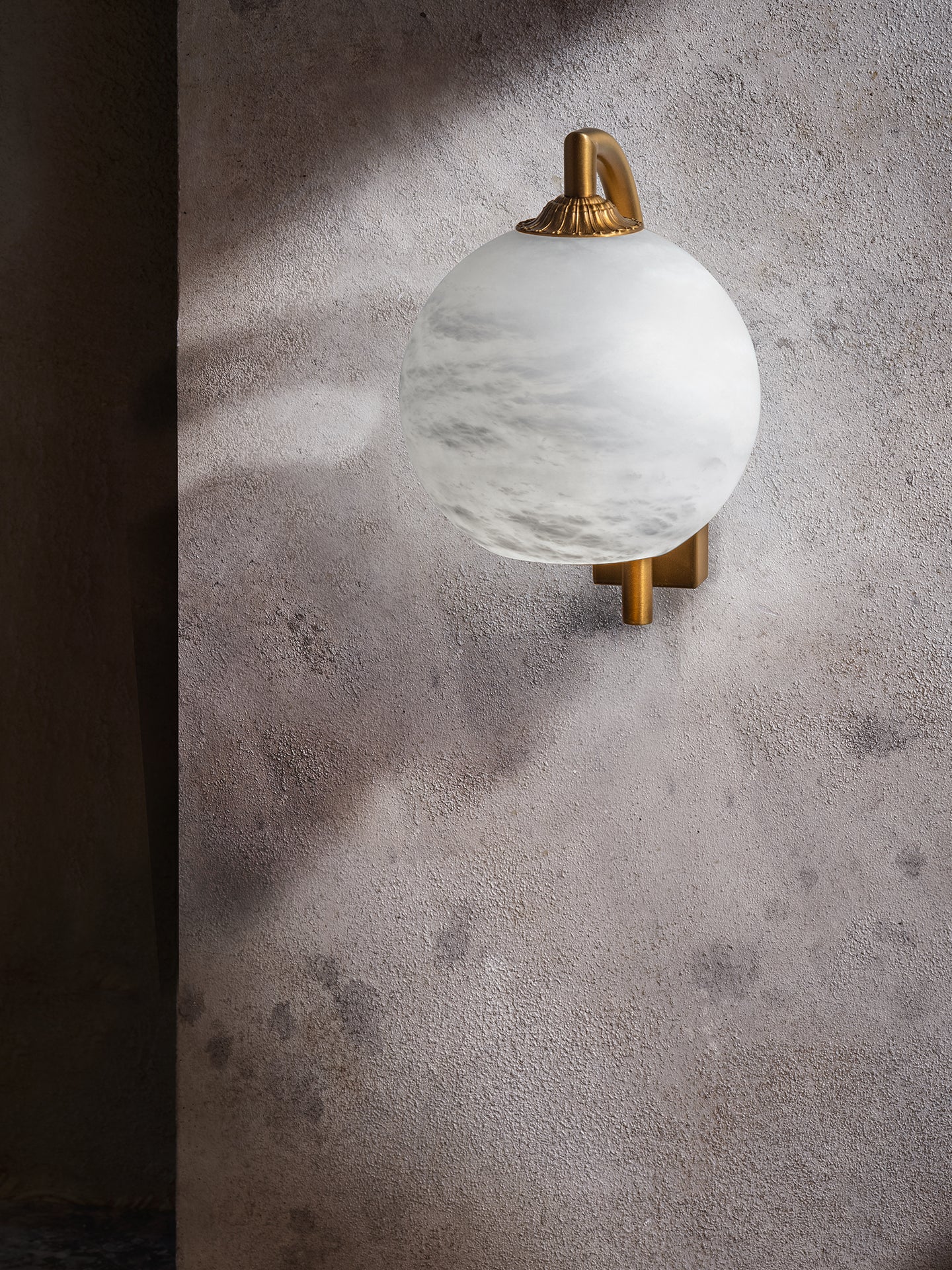 Rhea Wall Light